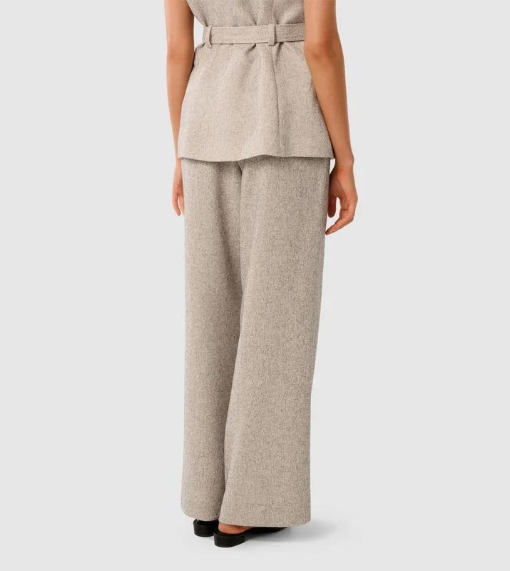 forever new  Jackie Textured Wide Leg Pant for Women | Best Price UAE